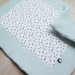 Boxkleed in mint wafel en zwart wit print