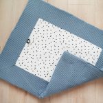 boxkleed in wafel oud blauw driehoekjes boxkleed op maat van de box