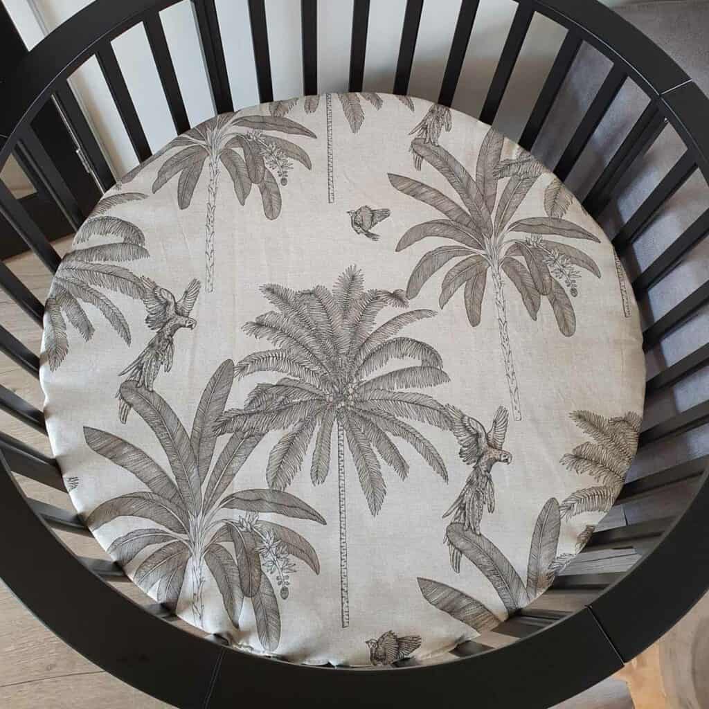 Boxkleed voor een ronde box palms print