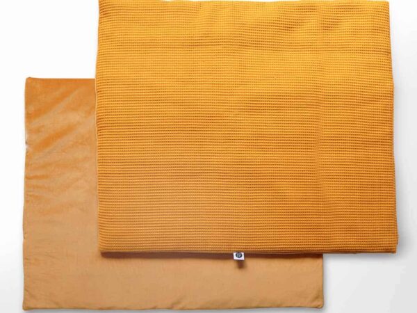Rechthoekig boxkleed velvet oker geel