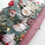 Velvet boxkleed met bloemen