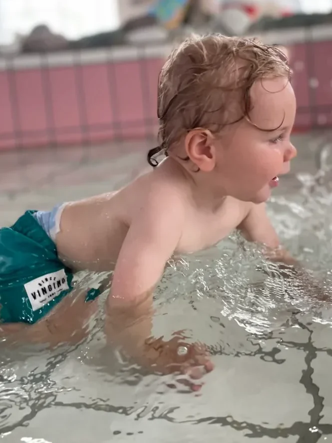 baby zwemmen